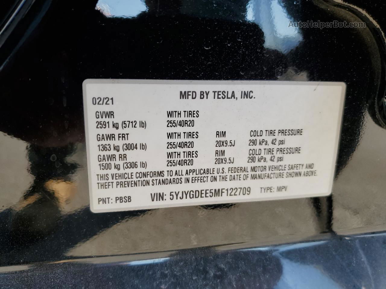 2021 Tesla Model Y  Черный vin: 5YJYGDEE5MF122709