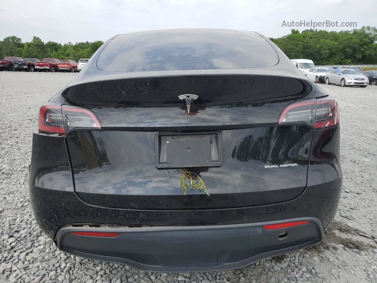 2021 Tesla Model Y  Black vin: 5YJYGDEE5MF230019