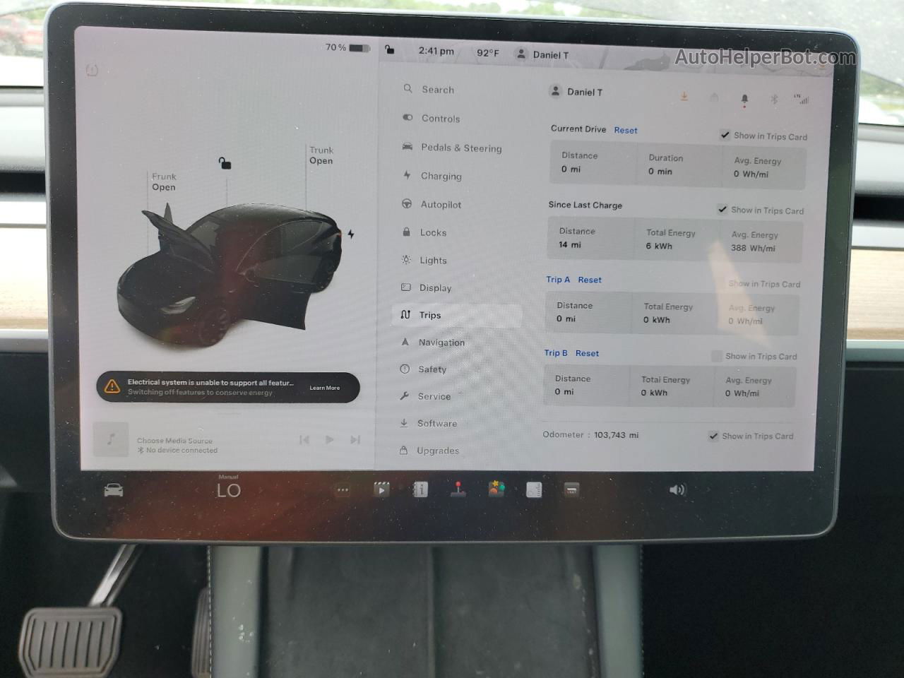 2021 Tesla Model Y  Black vin: 5YJYGDEE5MF230019