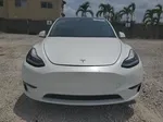 2020 Tesla Model Y  White vin: 5YJYGDEE6LF046187