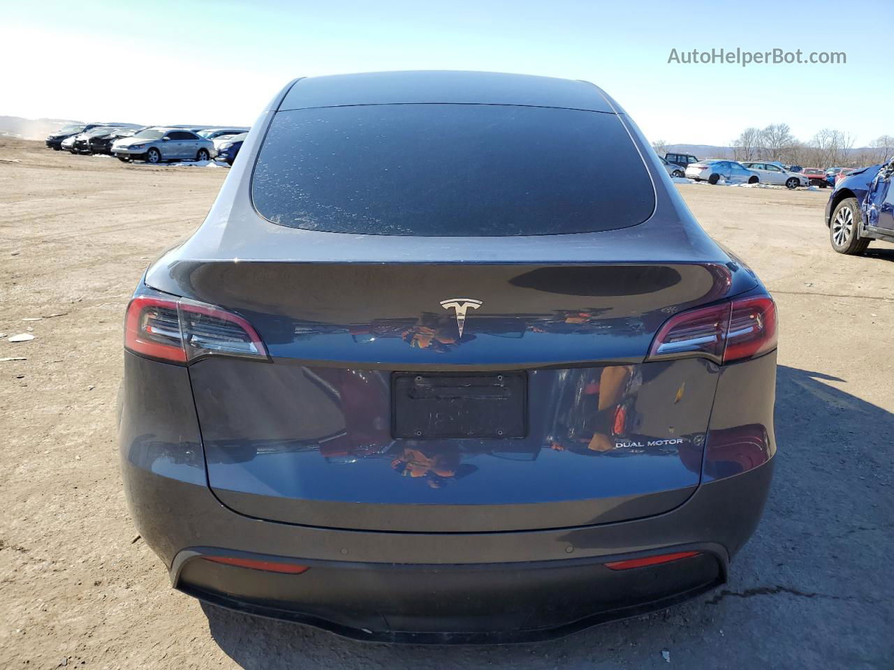 2020 Tesla Model Y  Gray vin: 5YJYGDEE6LF049140