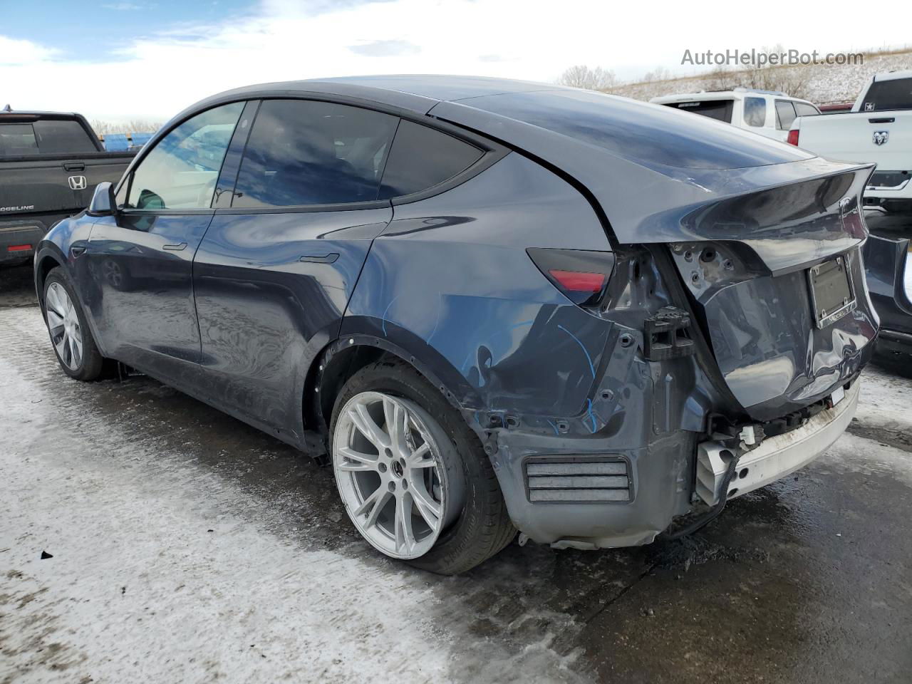 2021 Tesla Model Y  Gray vin: 5YJYGDEE6MF079787