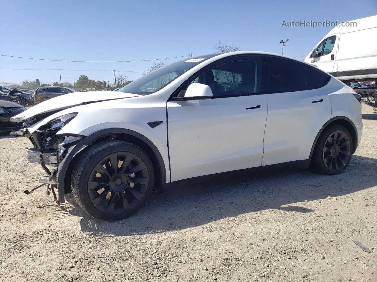 2021 Tesla Model Y  Белый vin: 5YJYGDEE6MF097609