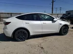 2021 Tesla Model Y  White vin: 5YJYGDEE6MF097609