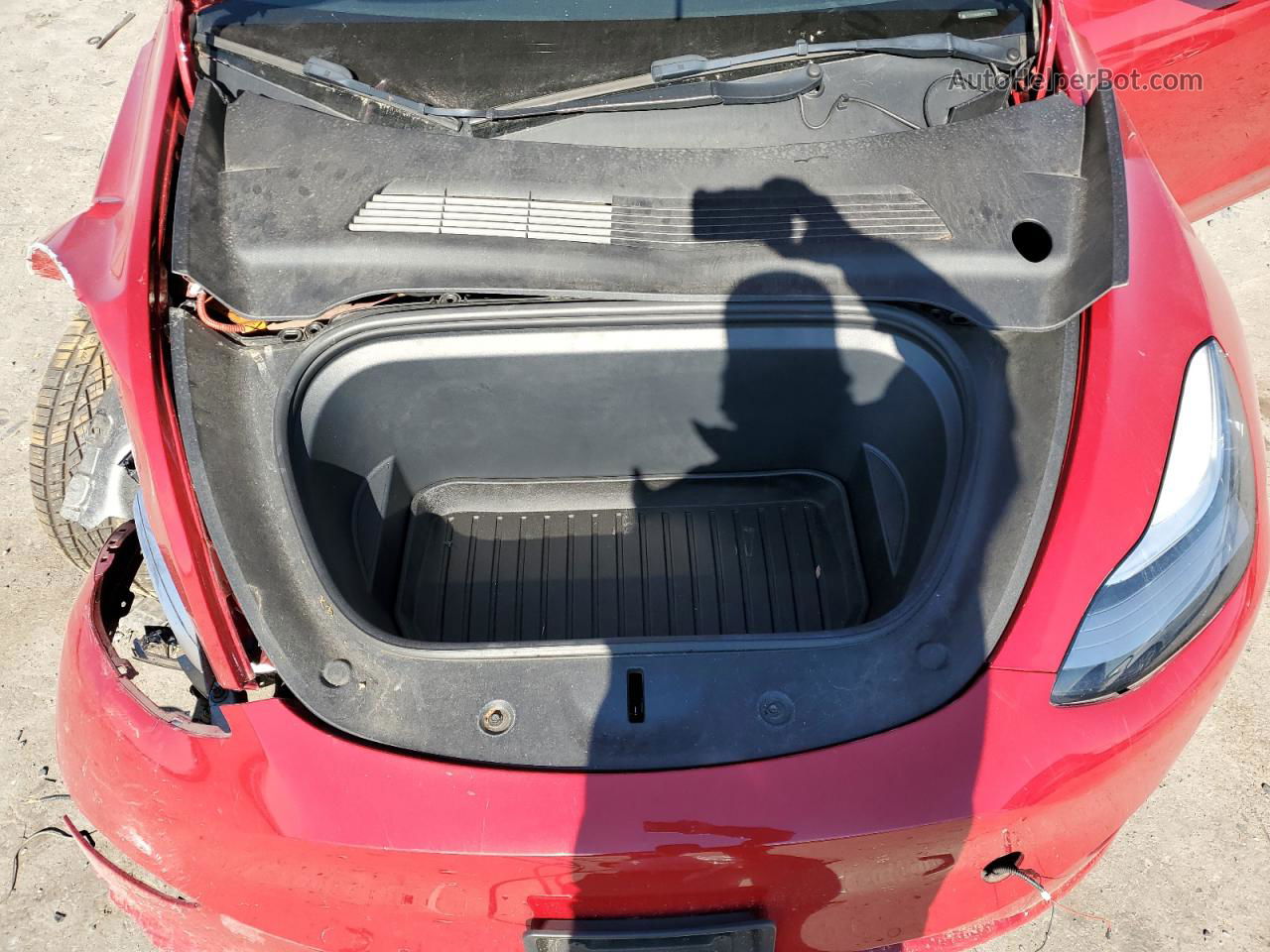 2021 Tesla Model Y  Red vin: 5YJYGDEE6MF151782