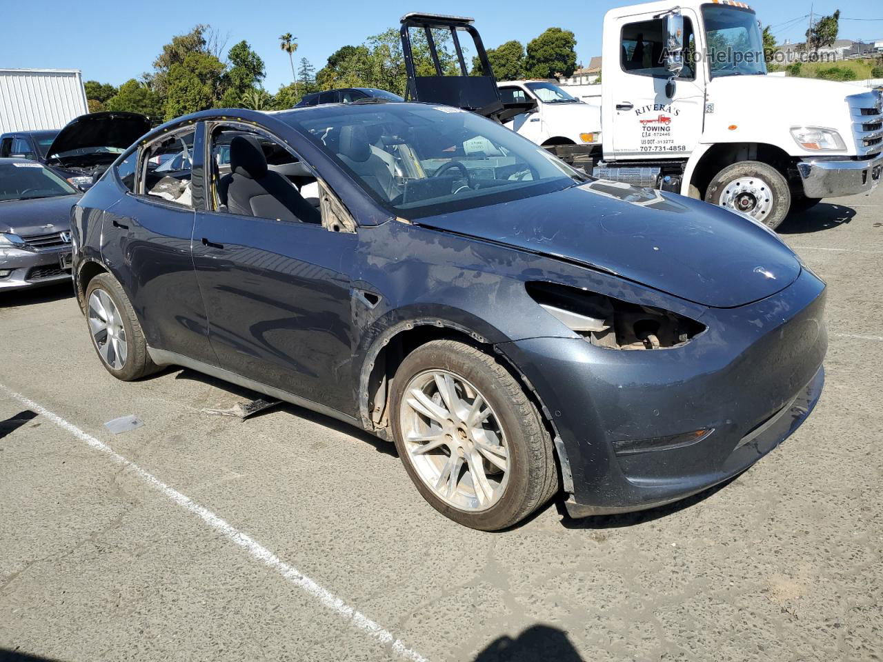 2020 Tesla Model Y  Gray vin: 5YJYGDEE7LF015711