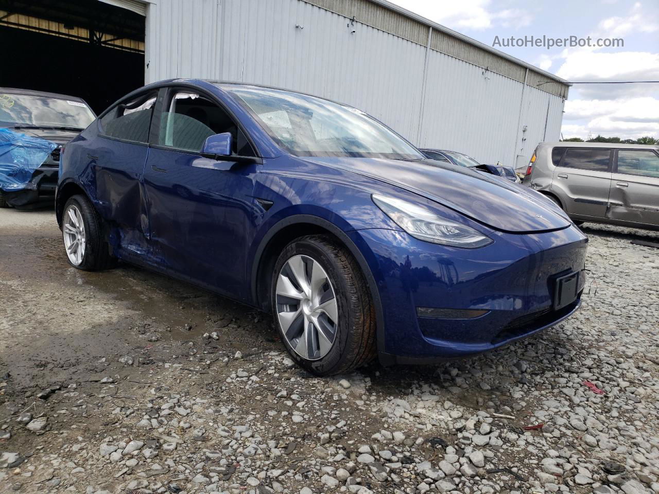 2020 Tesla Model Y  Blue vin: 5YJYGDEE7LF047610