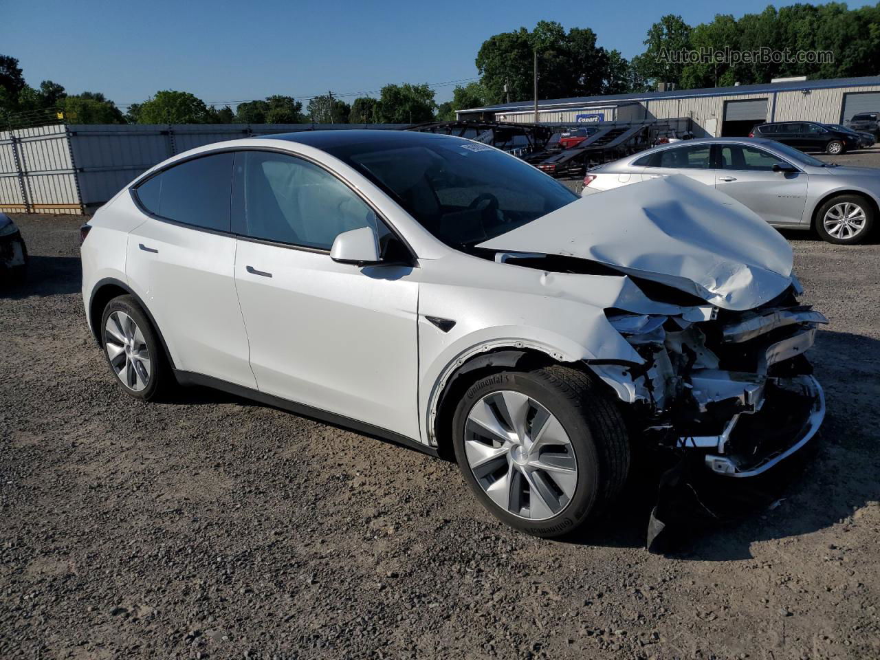 2021 Tesla Model Y  White vin: 5YJYGDEE7MF300135