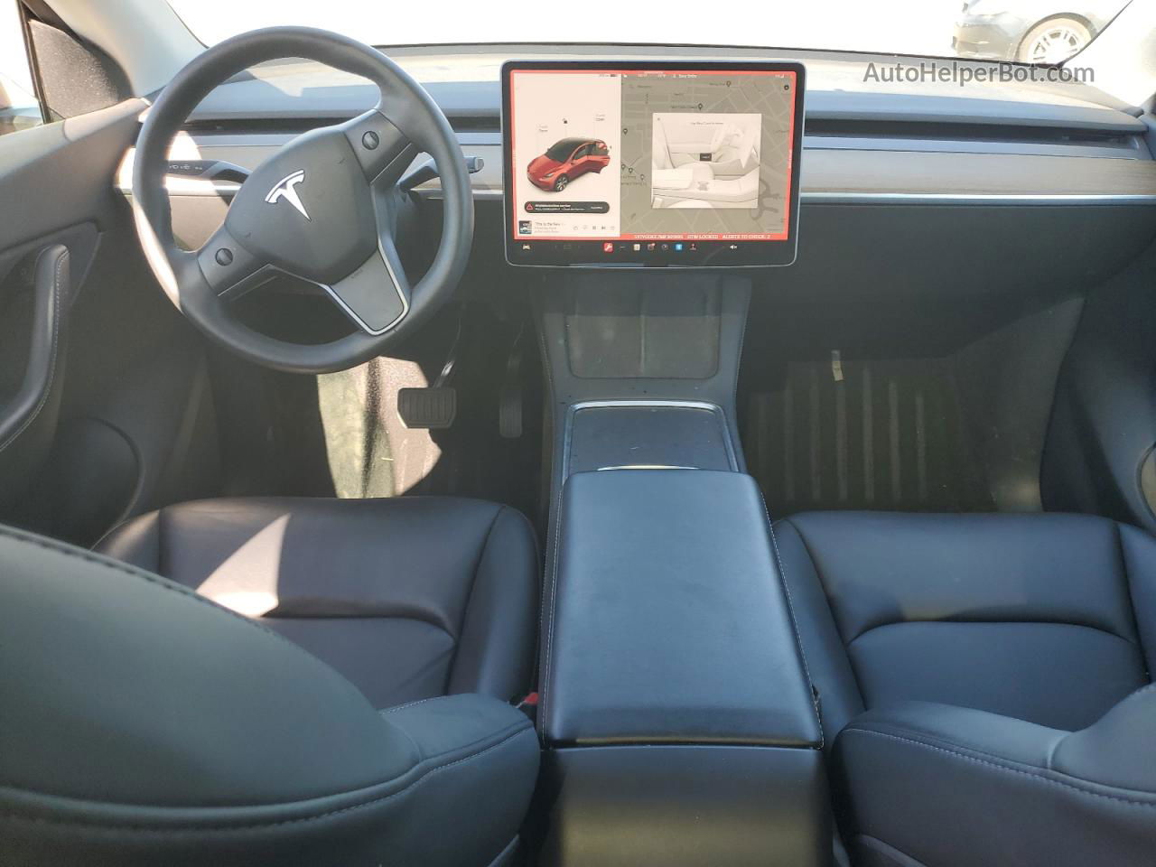 2021 Tesla Model Y  Красный vin: 5YJYGDEE7MF301995