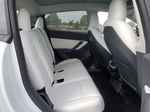 2020 Tesla Model Y  White vin: 5YJYGDEE8LF030931