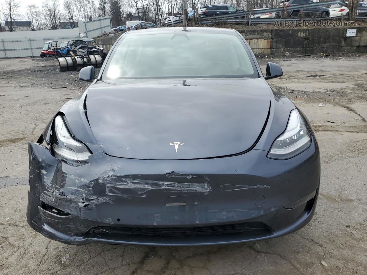 2020 Tesla Model Y  Gray vin: 5YJYGDEE8LF044957