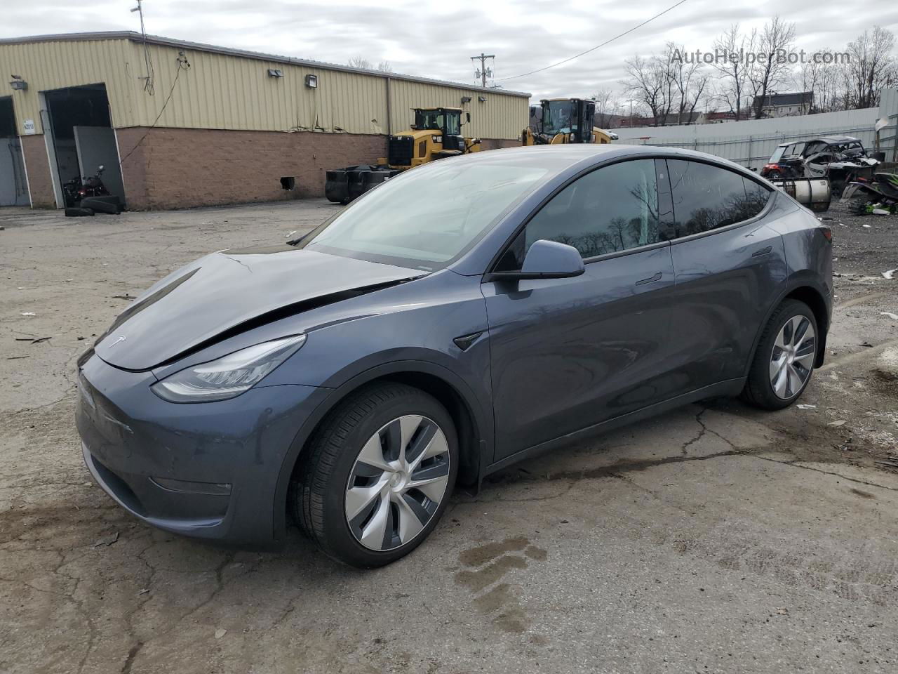 2020 Tesla Model Y  Gray vin: 5YJYGDEE8LF044957