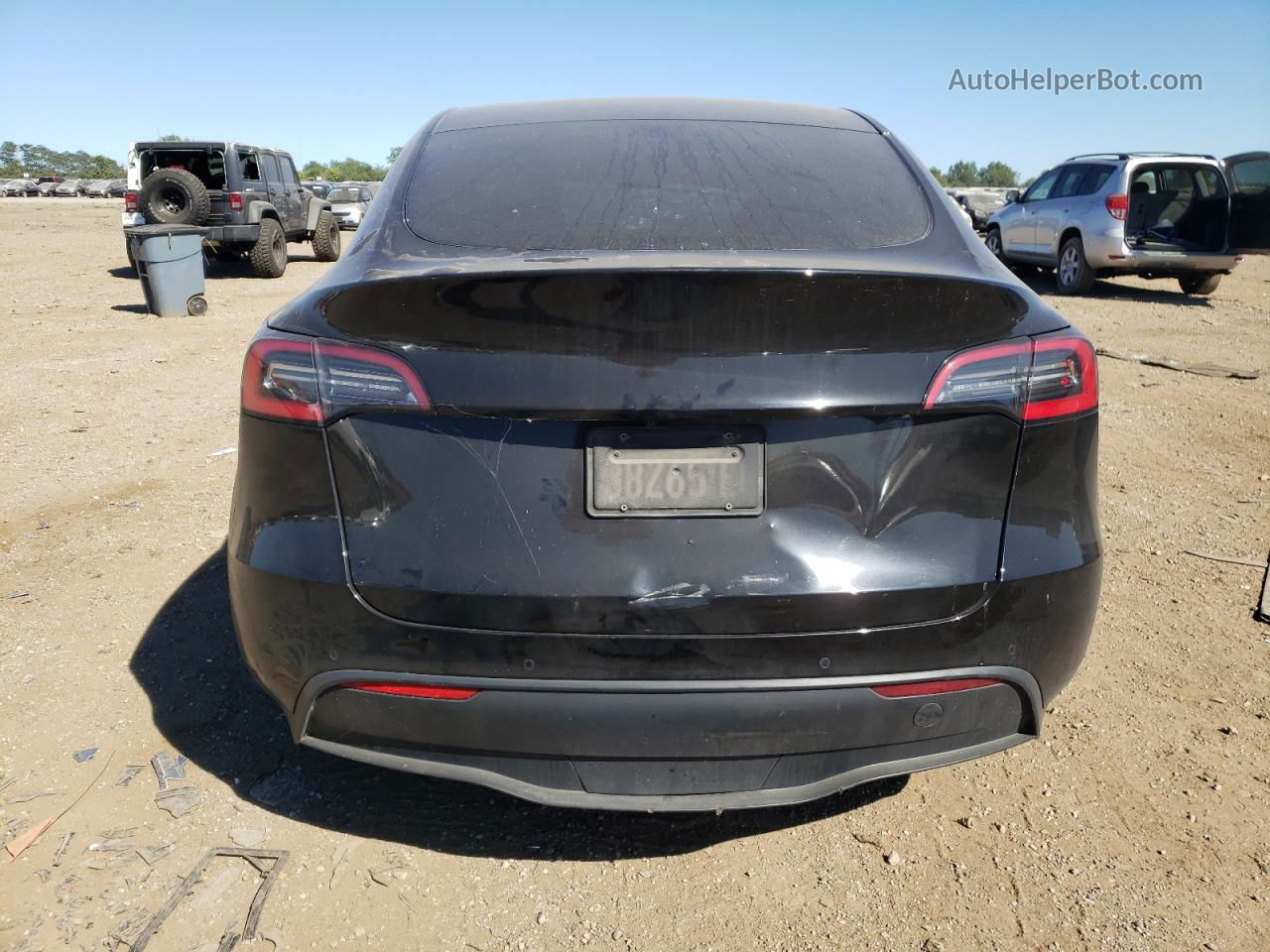 2020 Tesla Model Y  Black vin: 5YJYGDEE8LF045610