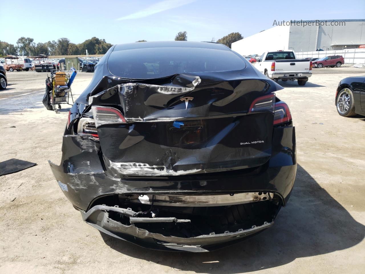 2021 Tesla Model Y  Черный vin: 5YJYGDEE8MF095392