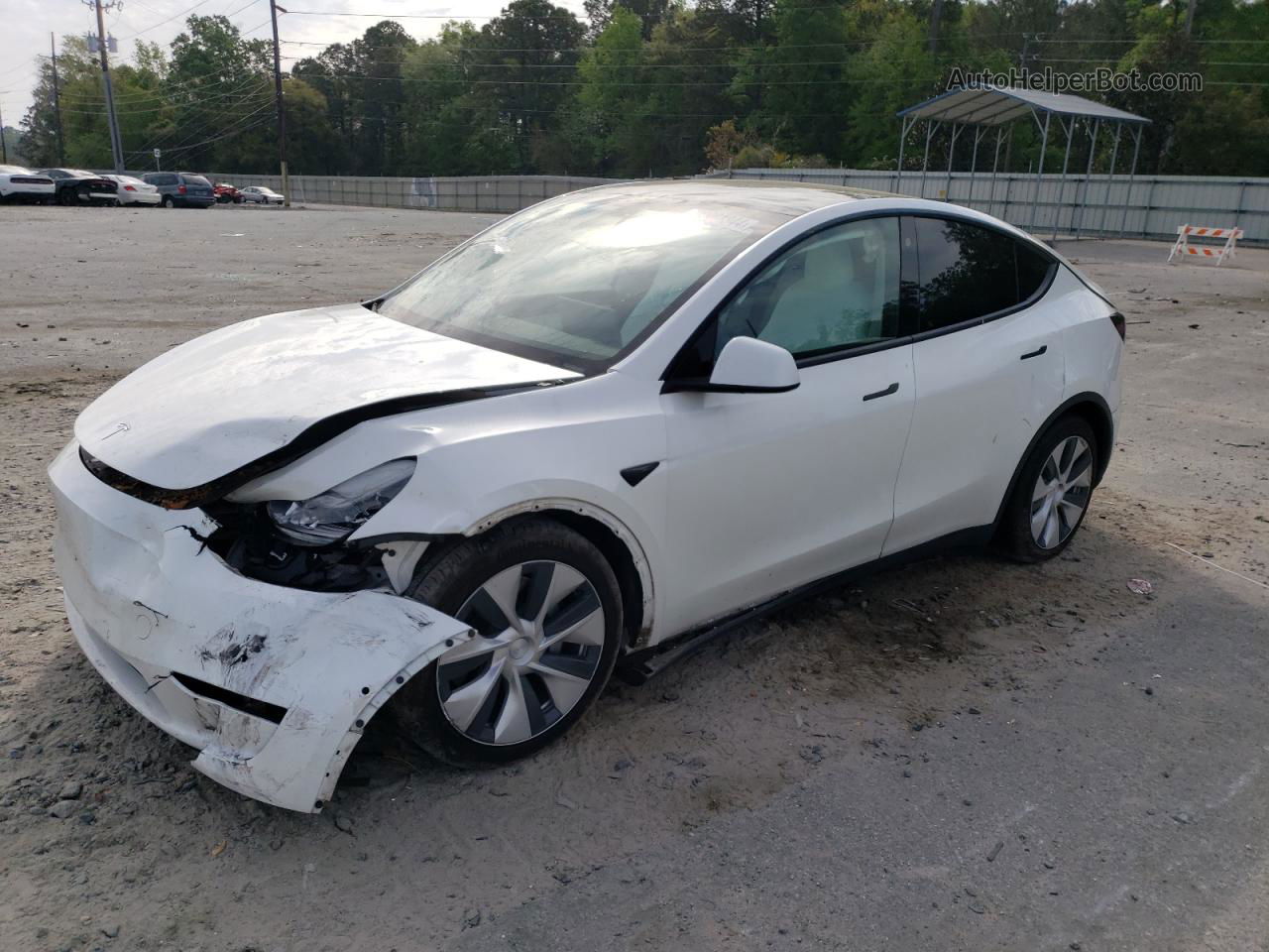 2021 Tesla Model Y  White vin: 5YJYGDEE8MF189868