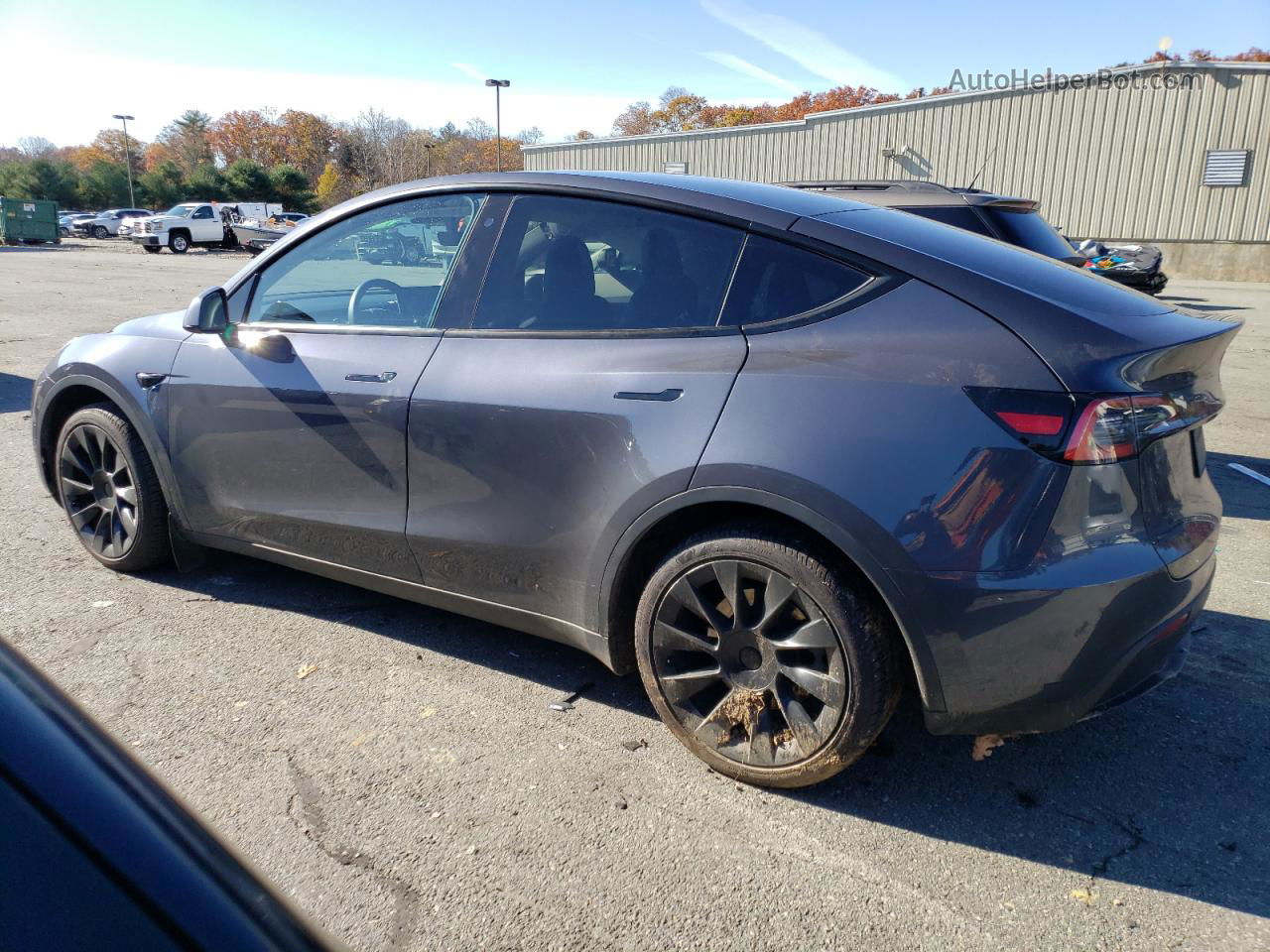 2020 Tesla Model Y  Gray vin: 5YJYGDEE9LF038116