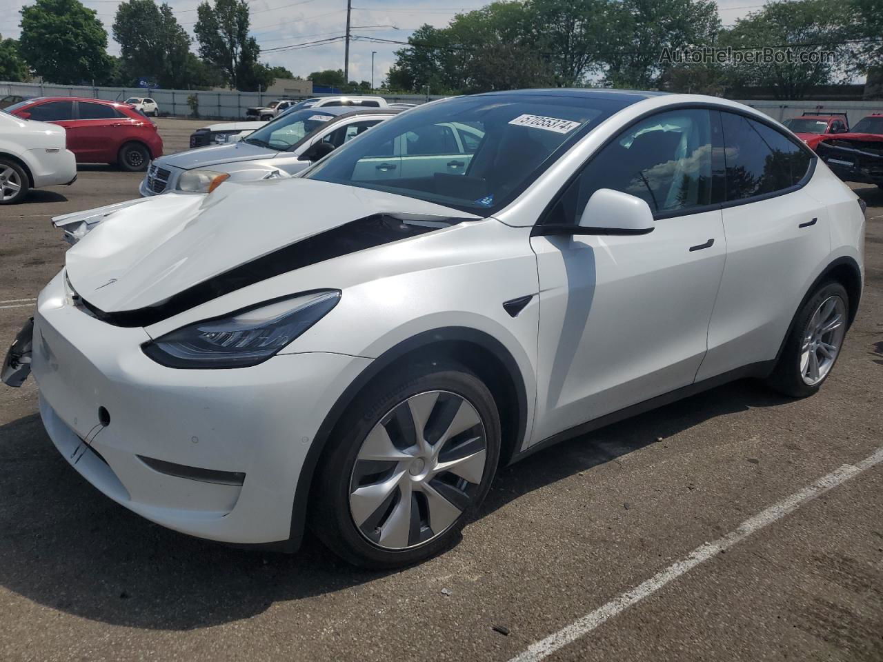 2020 Tesla Model Y  White vin: 5YJYGDEE9LF050069