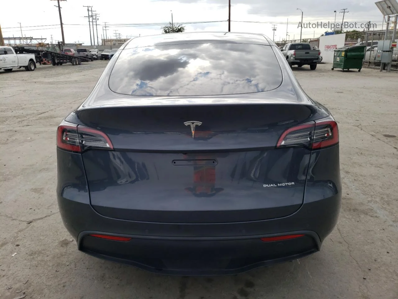2021 Tesla Model Y  Серый vin: 5YJYGDEE9MF148925