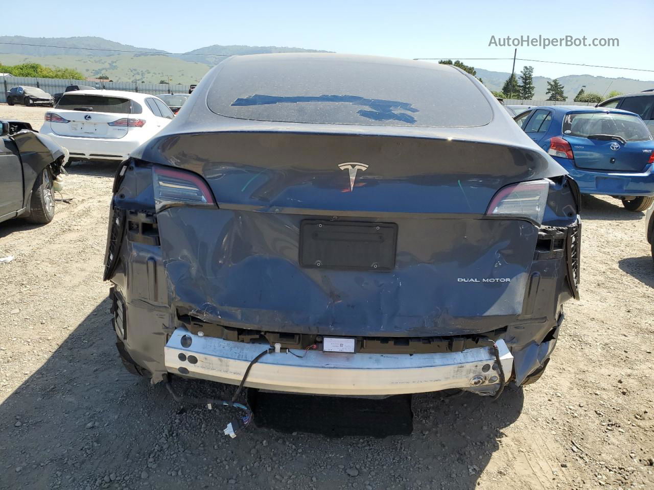 2021 Tesla Model Y  Gray vin: 5YJYGDEE9MF302369