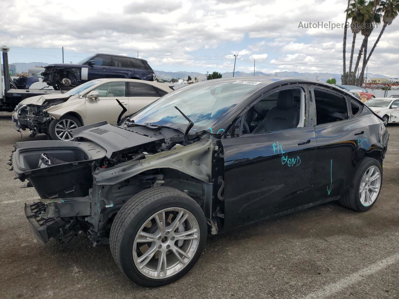 2020 Tesla Model Y  Black vin: 5YJYGDEEXLF047472