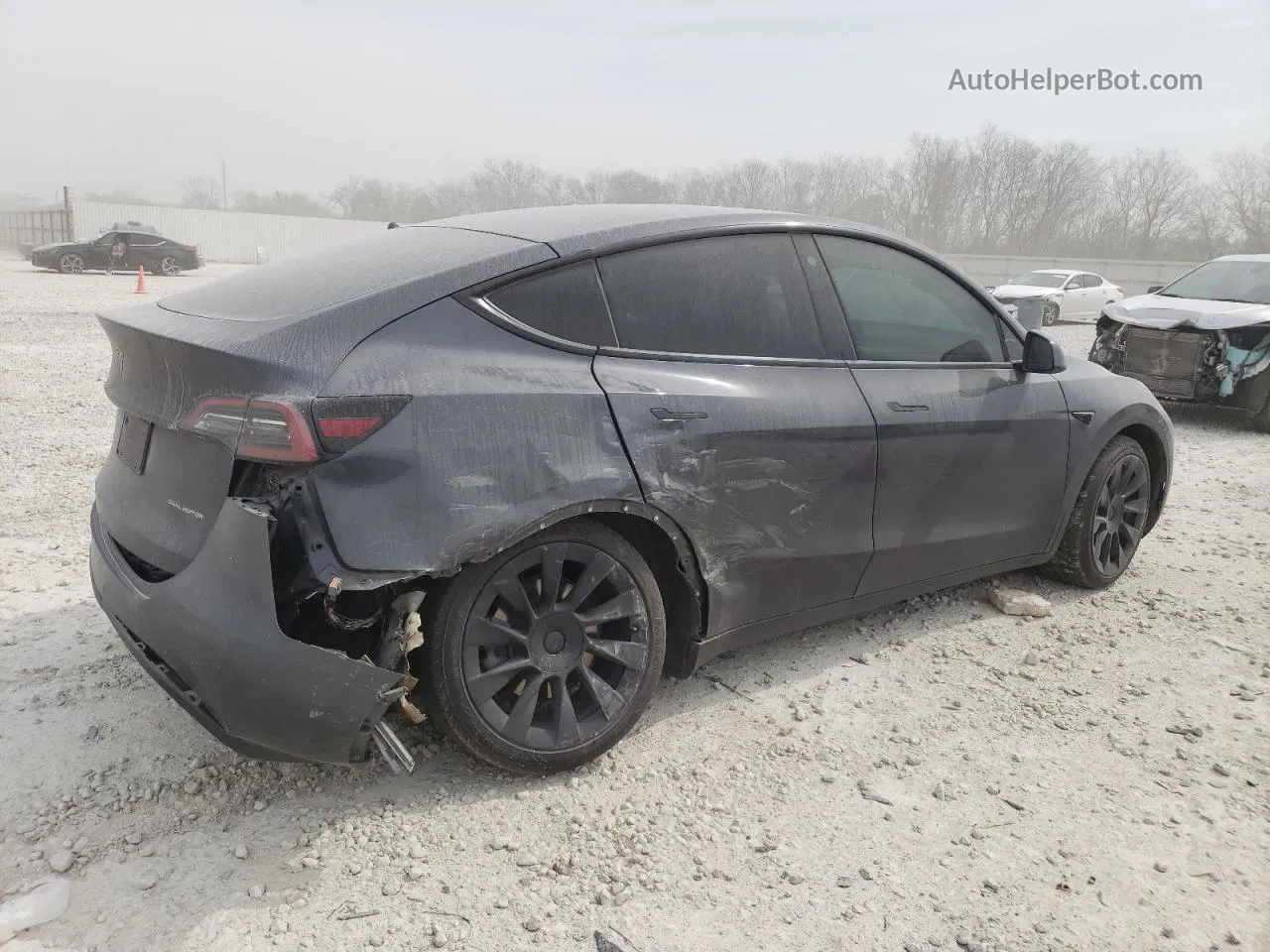 2021 Tesla Model Y  Серый vin: 5YJYGDEEXMF173669