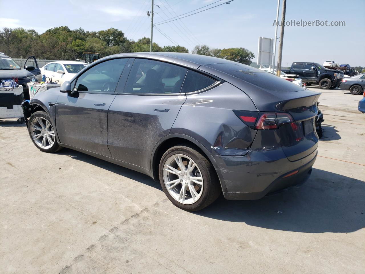 2021 Tesla Model Y  Gray vin: 5YJYGDEEXMF182498