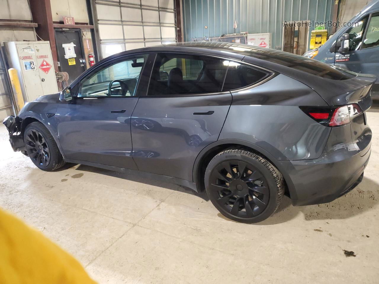 2020 Tesla Model Y  Угольный vin: 5YJYGDEF0LF000637