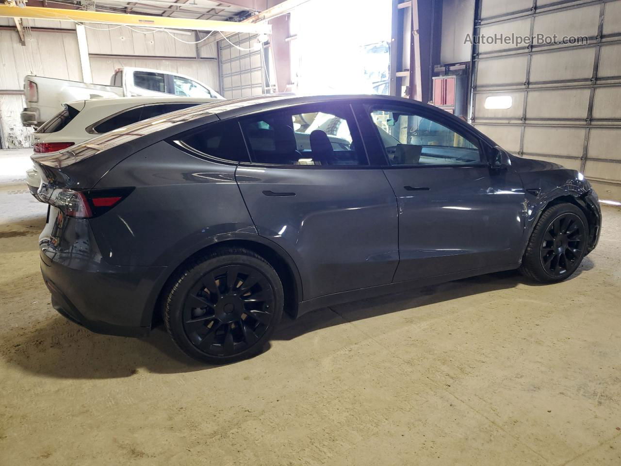 2020 Tesla Model Y  Charcoal vin: 5YJYGDEF0LF000637