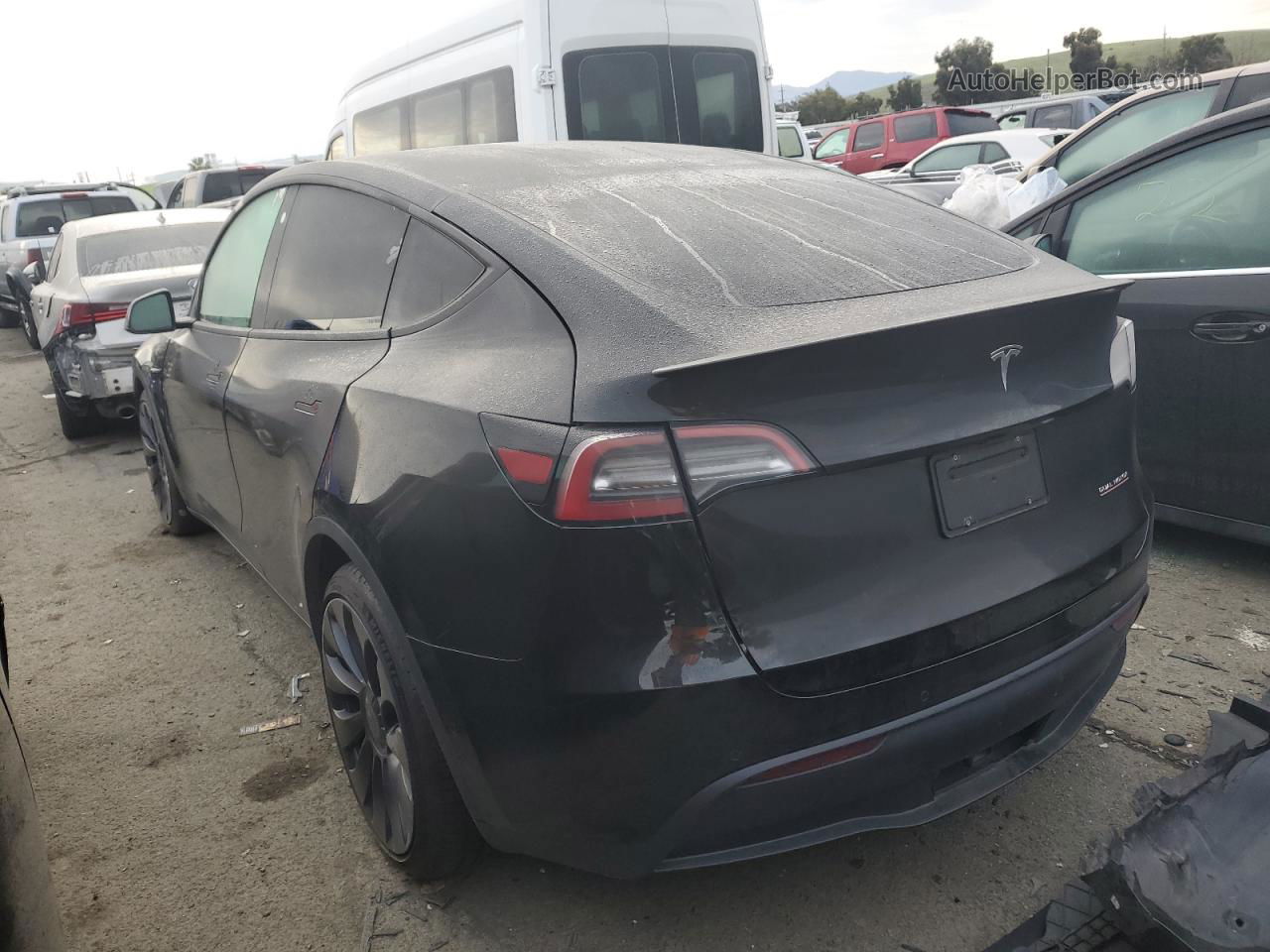 2021 Tesla Model Y  Black vin: 5YJYGDEF0MF157618