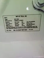 2021 Tesla Model Y  White vin: 5YJYGDEF1MF216031