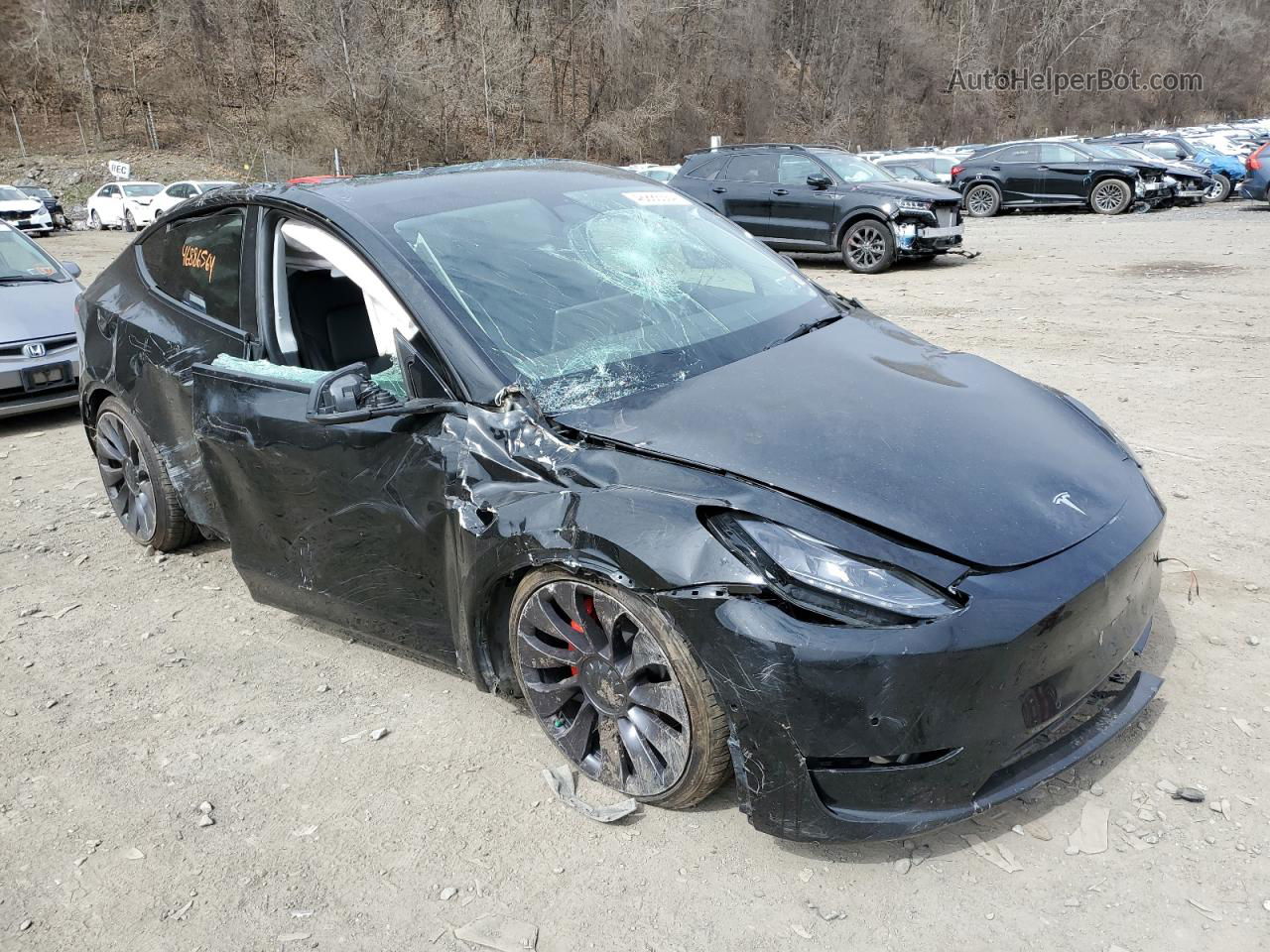 2021 Tesla Model Y  Черный vin: 5YJYGDEF2MF267540