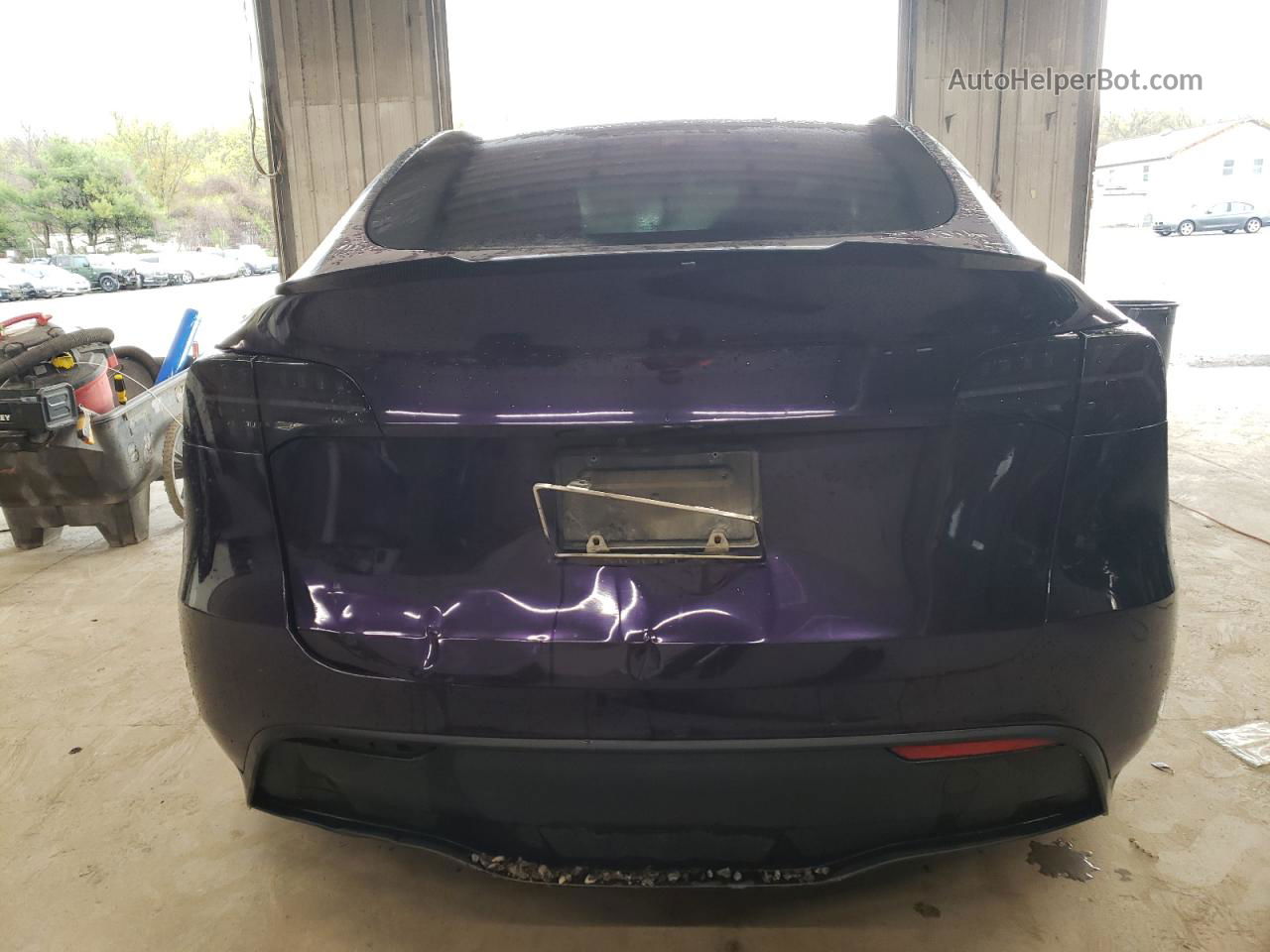 2020 Tesla Model Y  Фиолетовый vin: 5YJYGDEF8LF000062