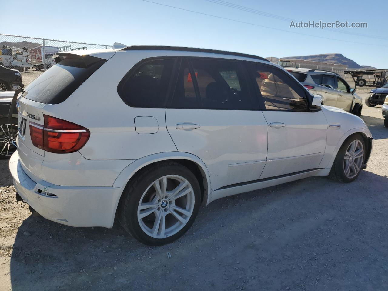 2011 Bmw X5 M White vin: 5YMGY0C51BLK26832