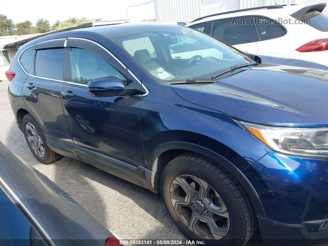 2018 Honda Cr-v   Blue vin: 7FARW2H89JE048681