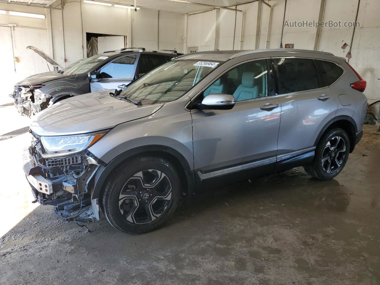 2018 Honda Cr-v Touring Silver vin: 7FARW2H96JE040725