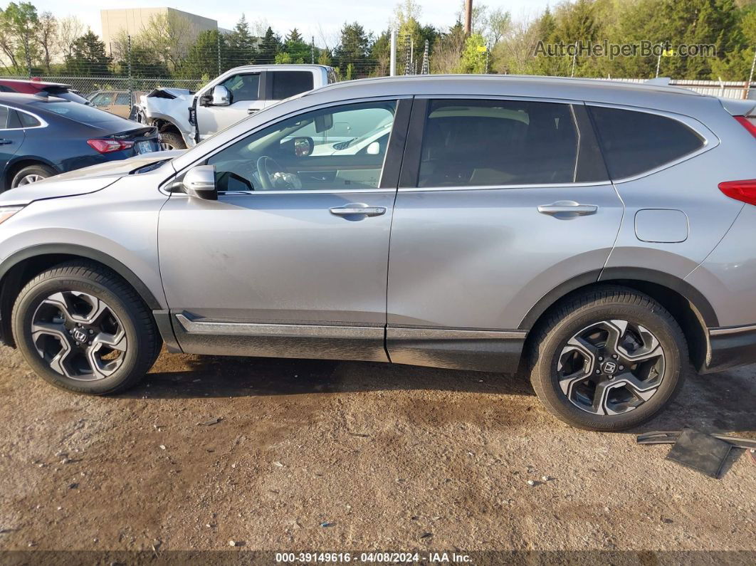 2018 Honda Cr-v Touring Silver vin: 7FARW2H97JE010522