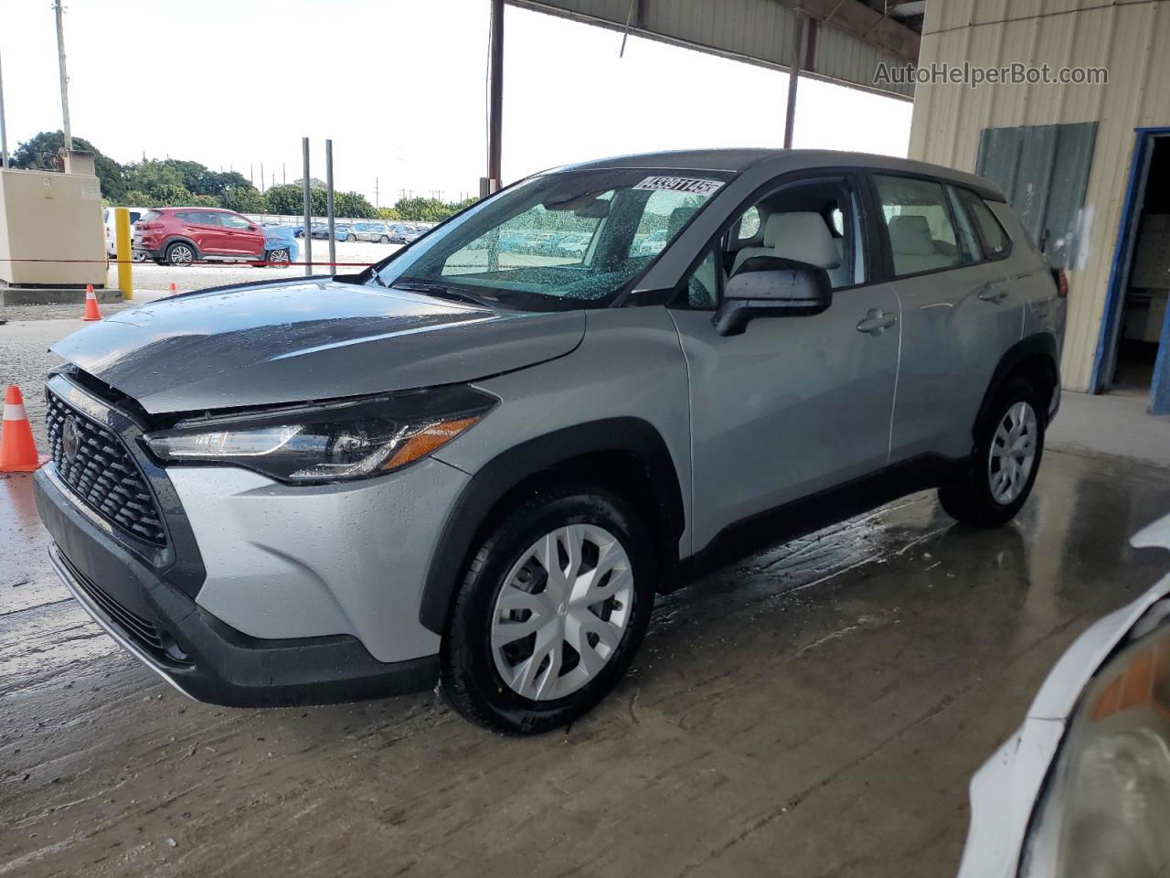 Price & History 2023 Toyota Corolla Cross L 2.0l 4 vin