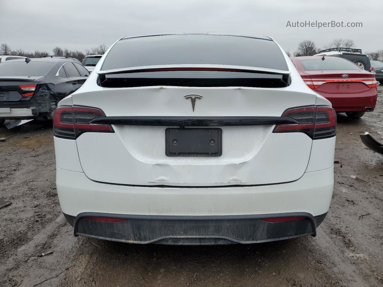 2022 Tesla Model X  Белый vin: 7SAXCAE50NF357979
