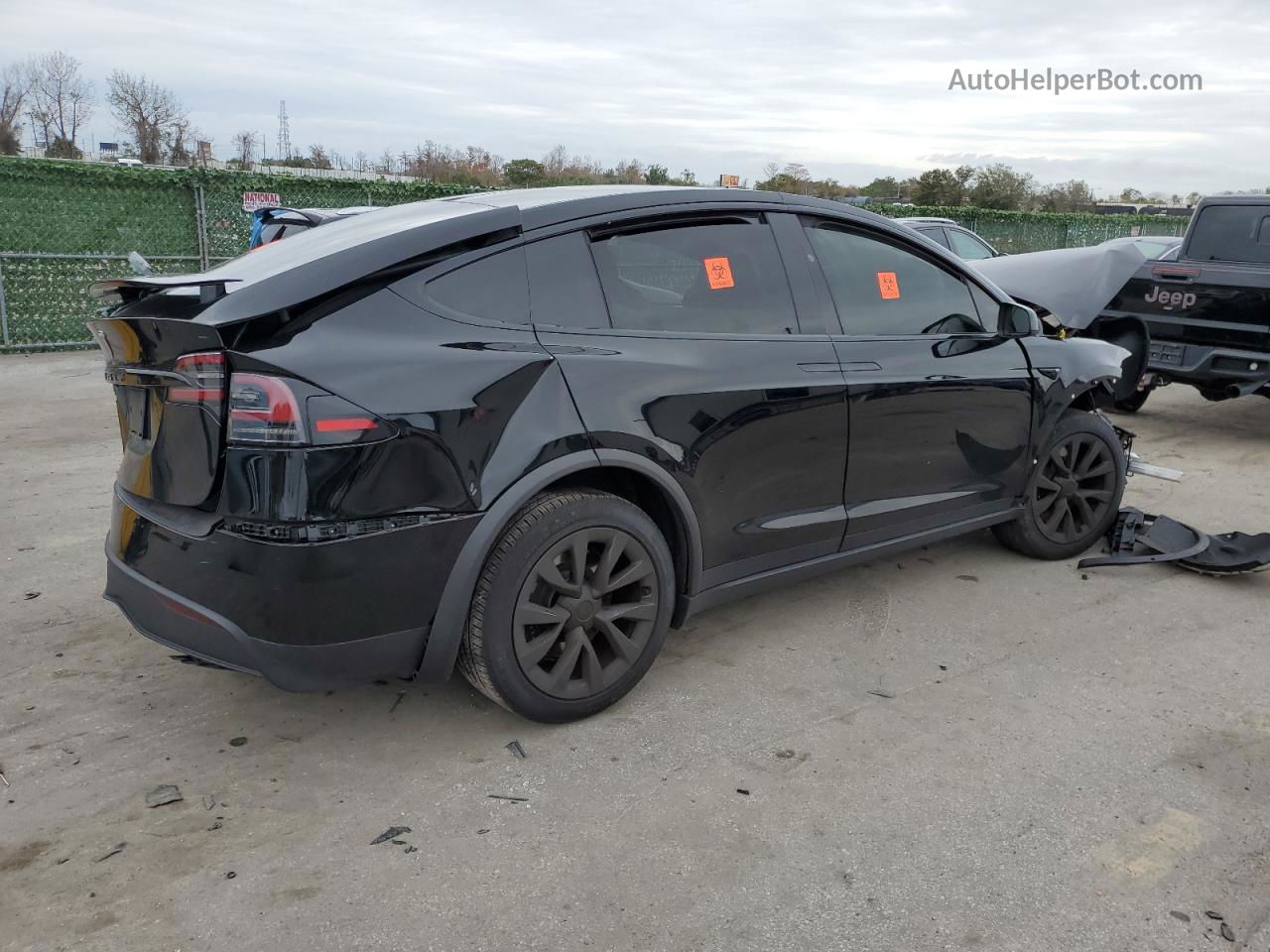 2022 Tesla Model X  Black vin: 7SAXCBE54NF341578
