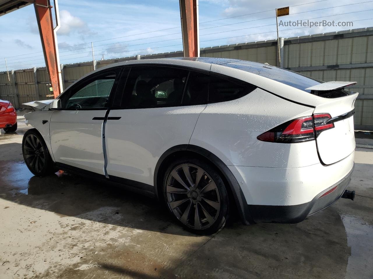 2022 Tesla Model X  White vin: 7SAXCBE64NF333361