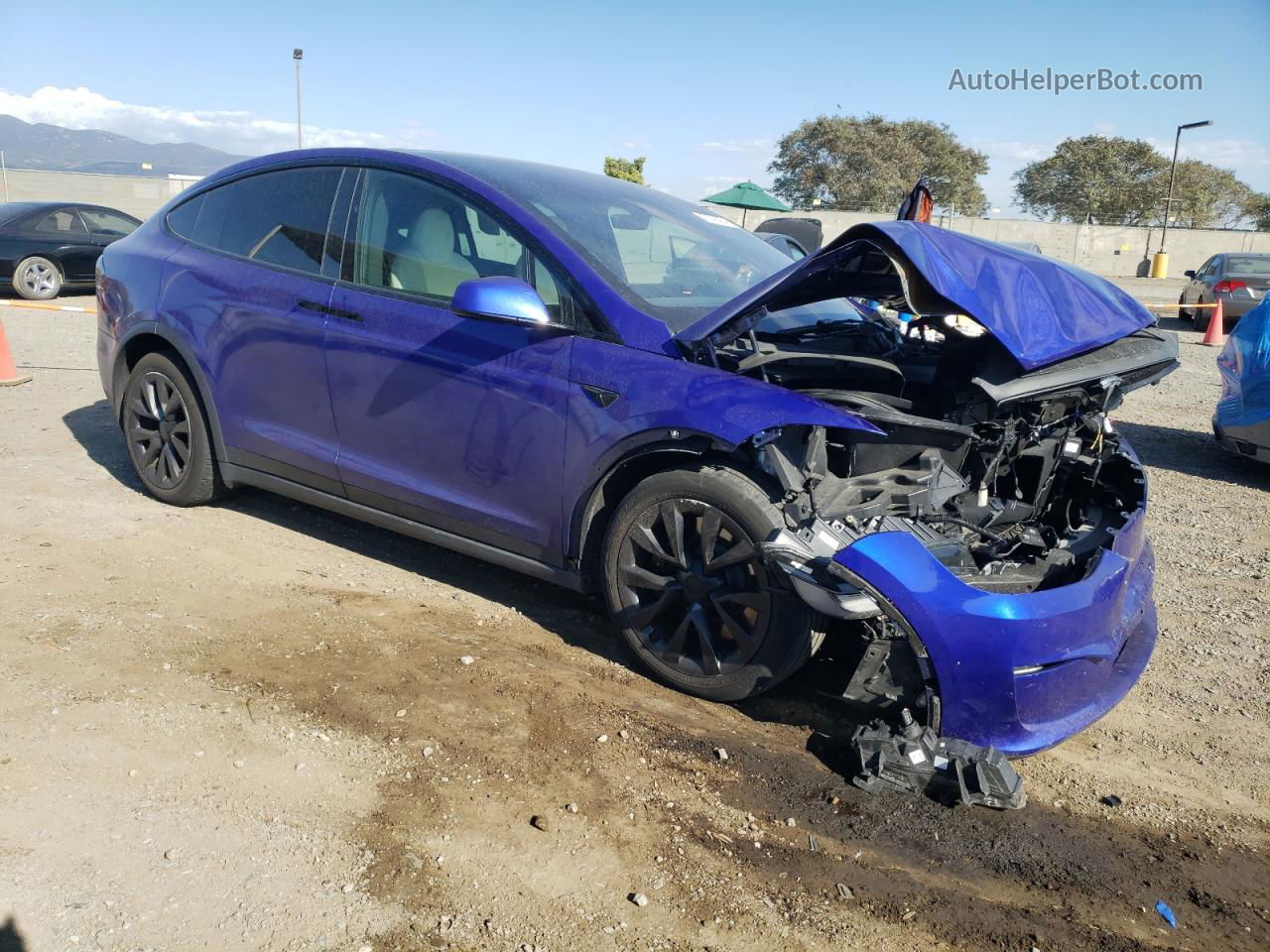 2022 Tesla Model X  Blue vin: 7SAXCBE67NF331653