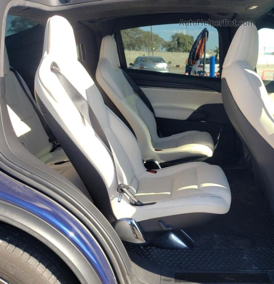 2022 Tesla Model X  Blue vin: 7SAXCBE67NF331653