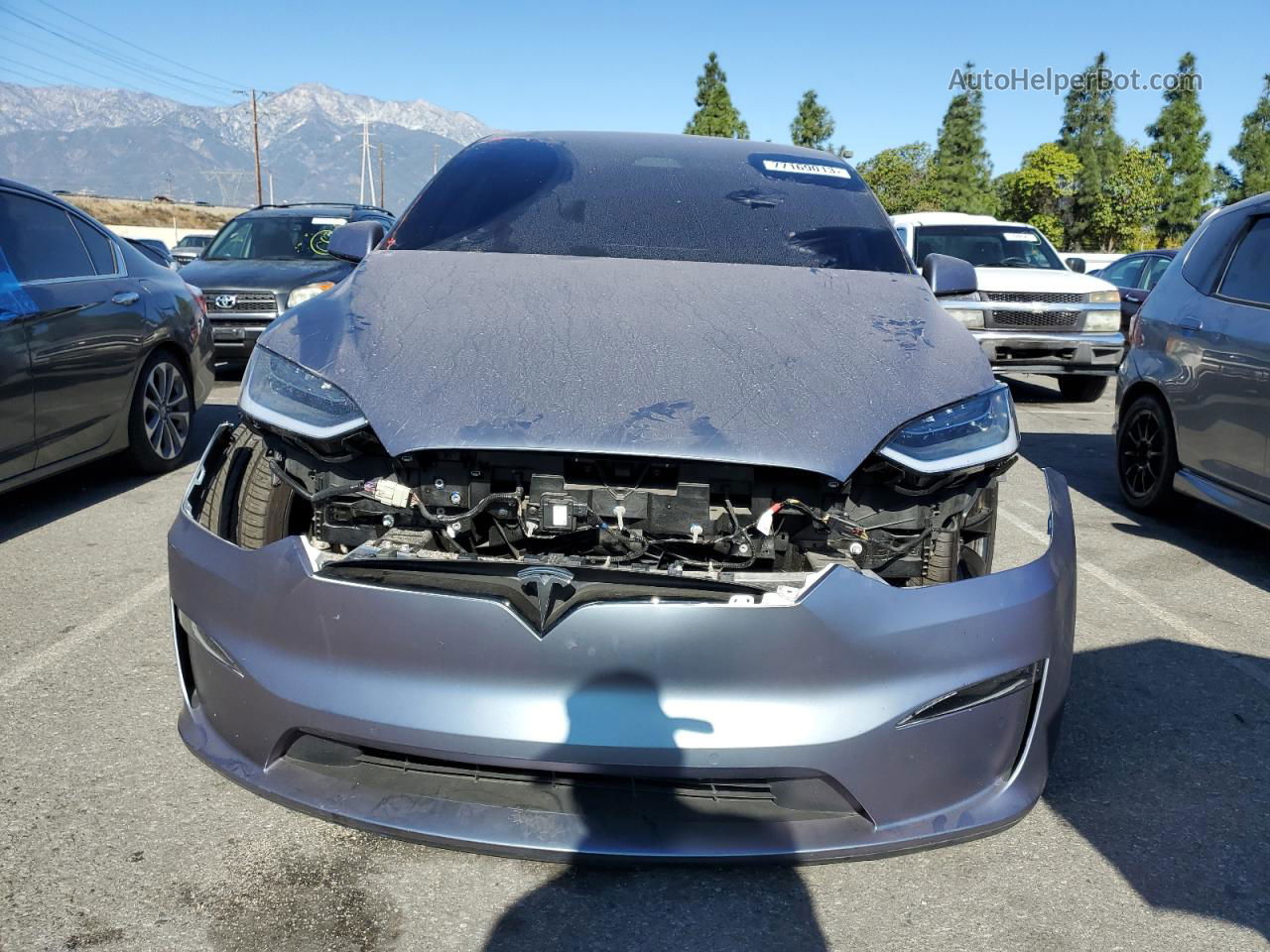 2022 Tesla Model X  Two Tone vin: 7SAXCBE68NF341253