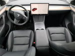 2022 Tesla Model Y  Red vin: 7SAYGAEE1NF561733