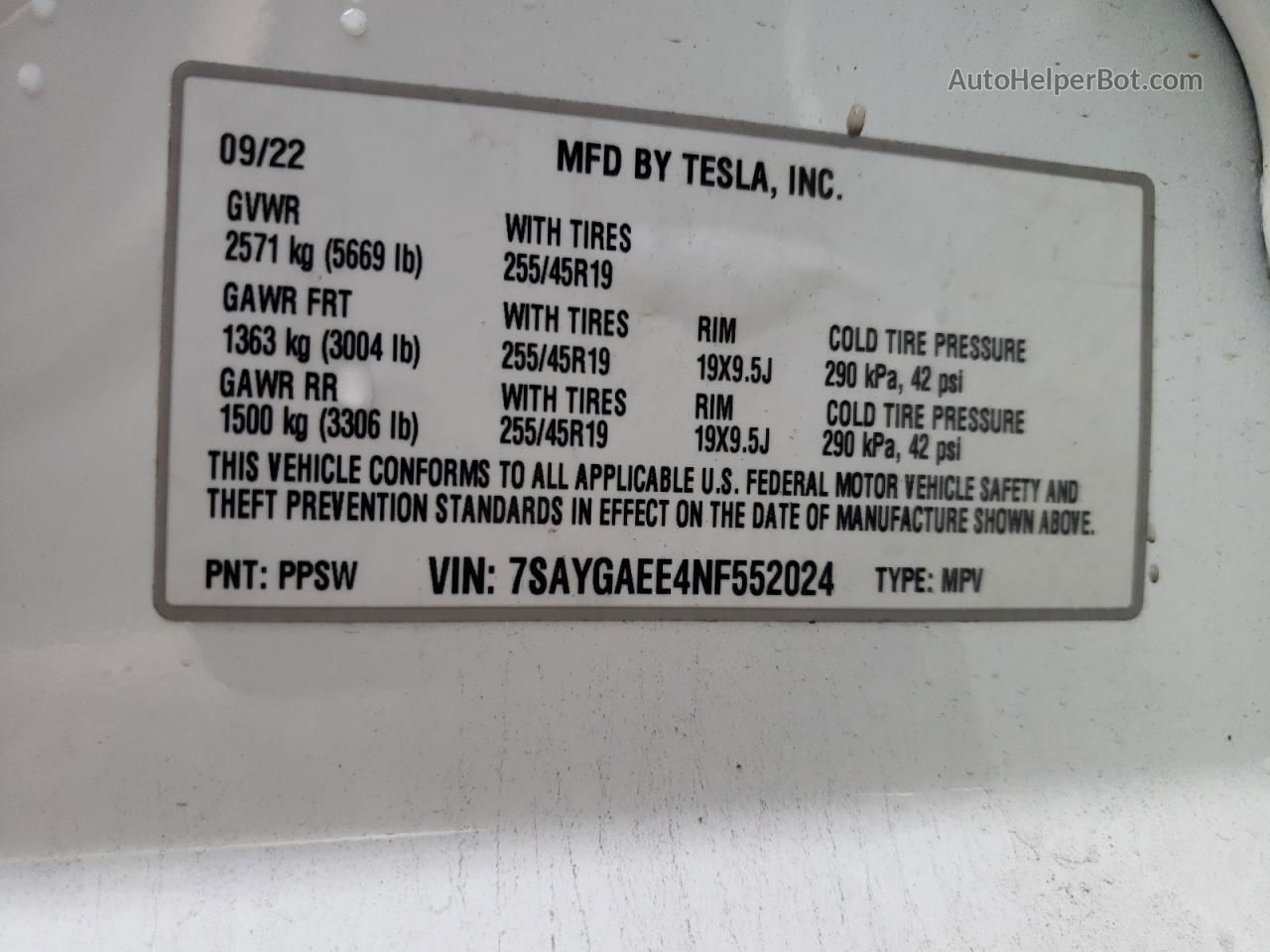 2022 Tesla Model Y  White vin: 7SAYGAEE4NF552024