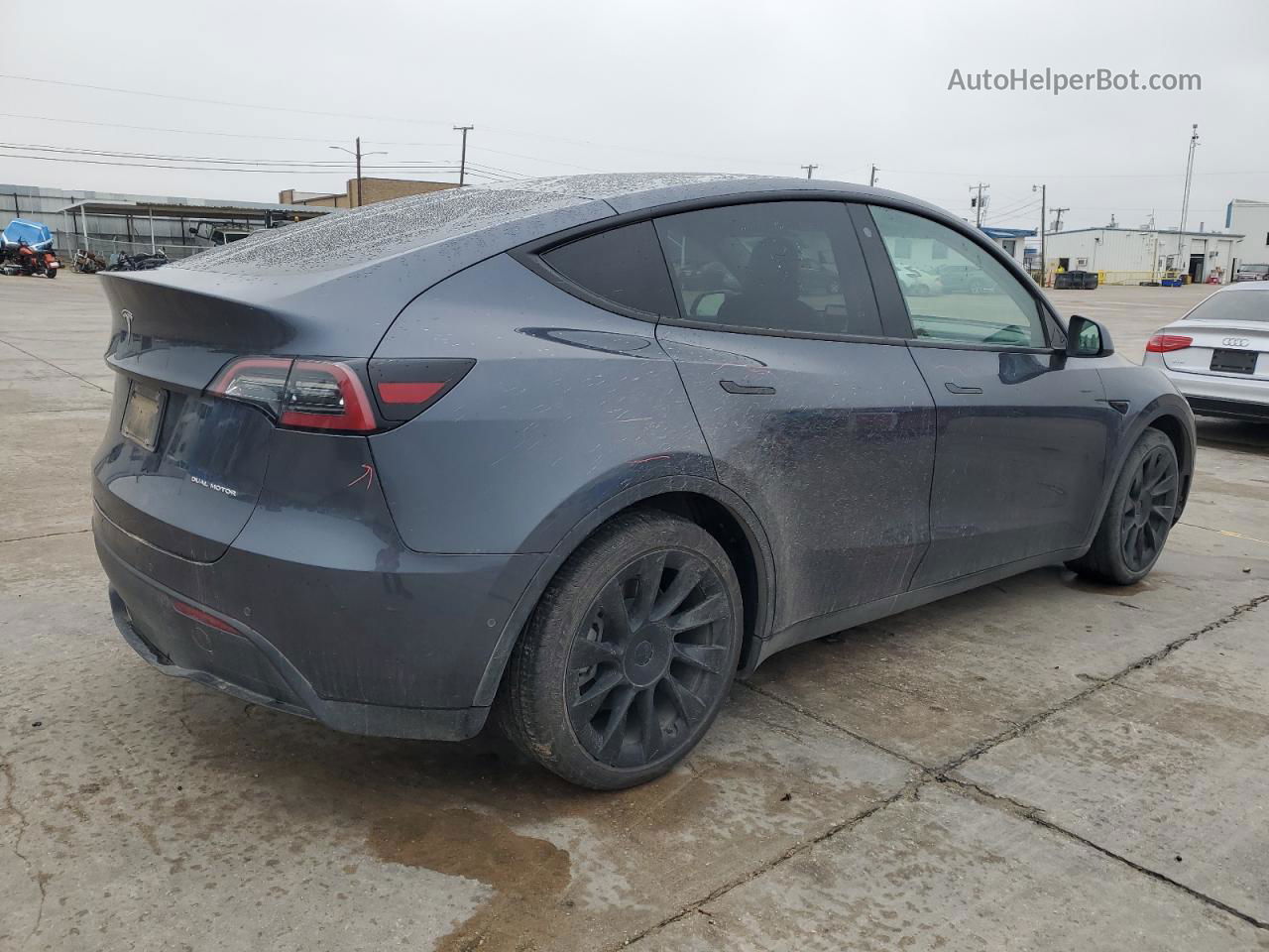 2022 Tesla Model Y  Gray vin: 7SAYGAEEXNF431238