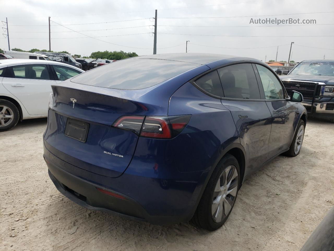 2022 Tesla Model Y  Blue vin: 7SAYGDEE0NA003919