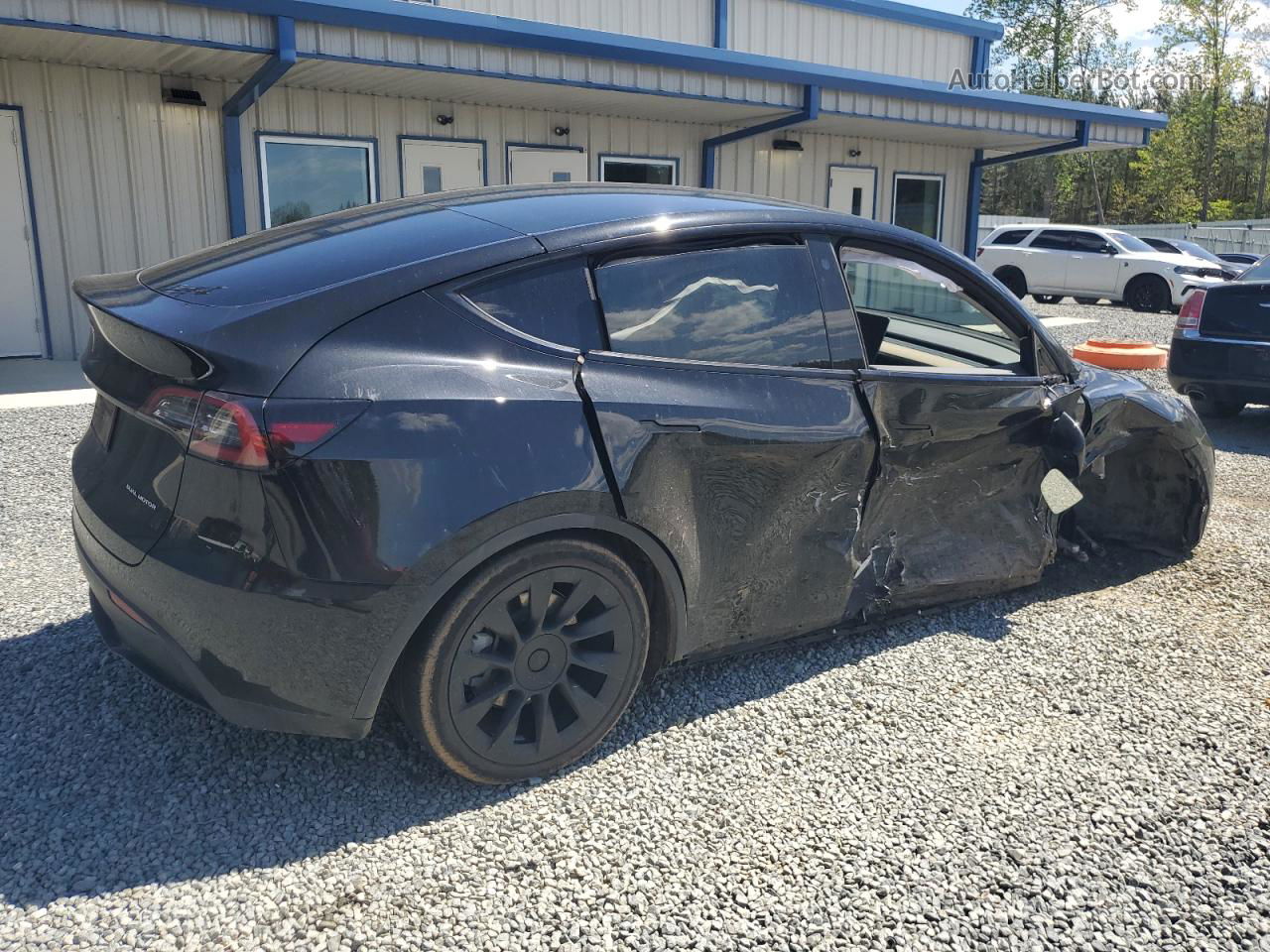 2022 Tesla Model Y  Black vin: 7SAYGDEE1NA007459