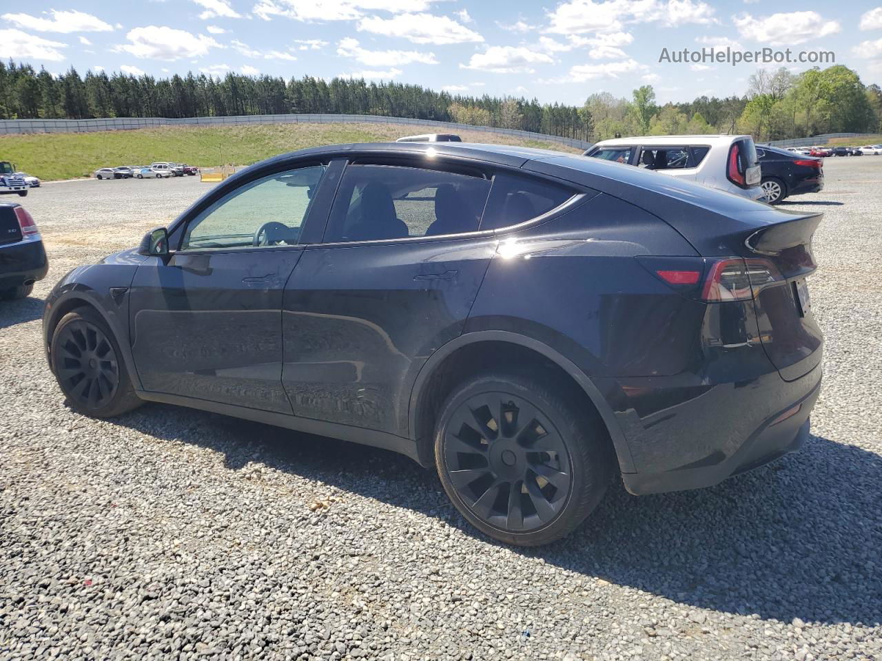 2022 Tesla Model Y  Black vin: 7SAYGDEE1NA007459