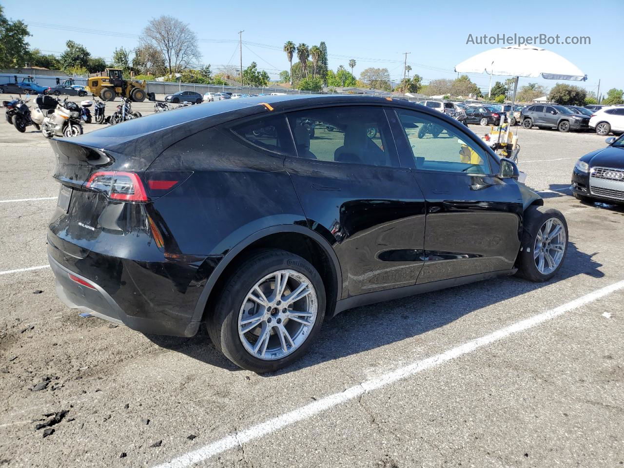 2022 Tesla Model Y  Black vin: 7SAYGDEE2NF463165